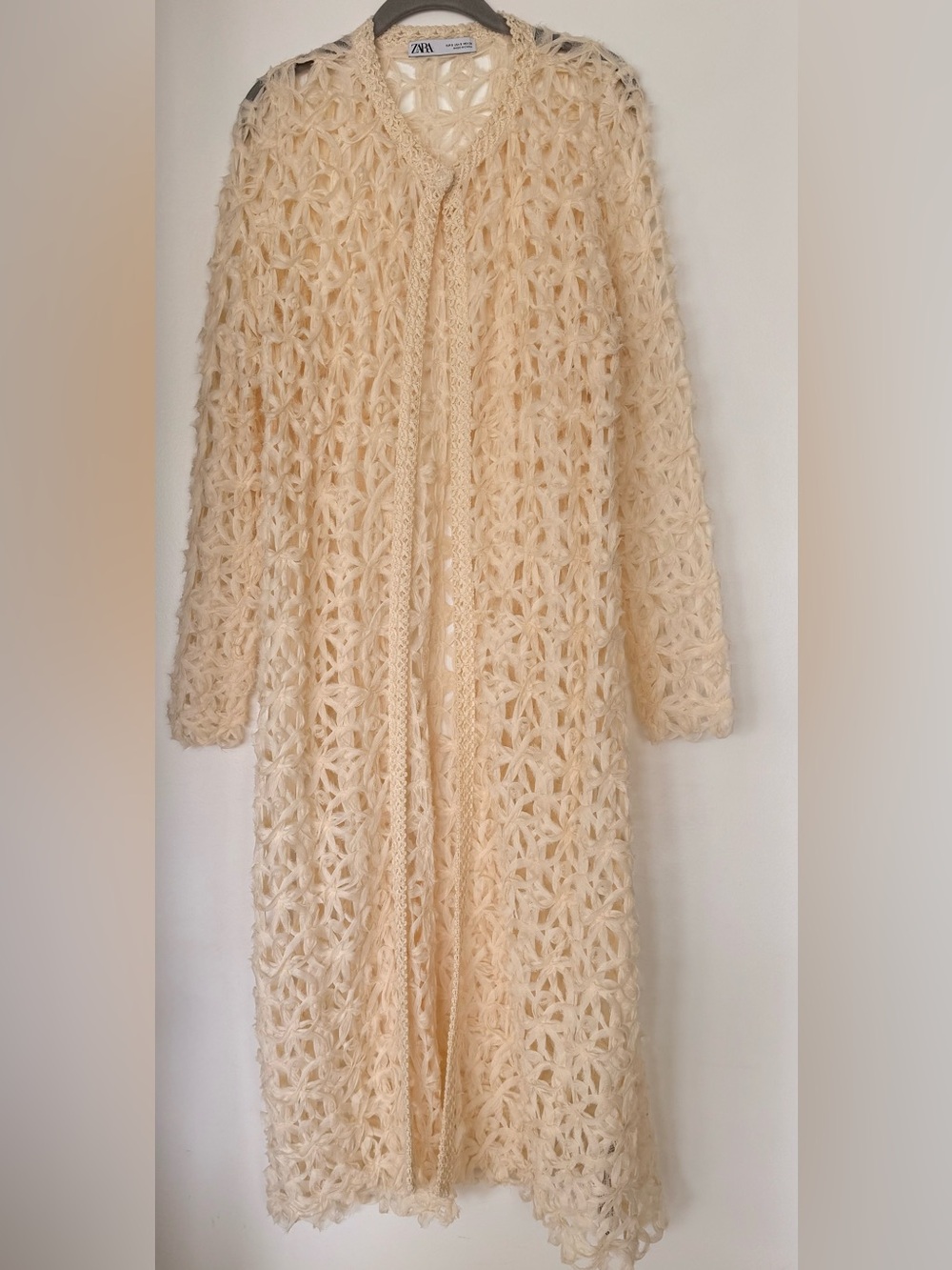 Zara 3D Floral Lace Long Cream Open-Knit Long Kimono